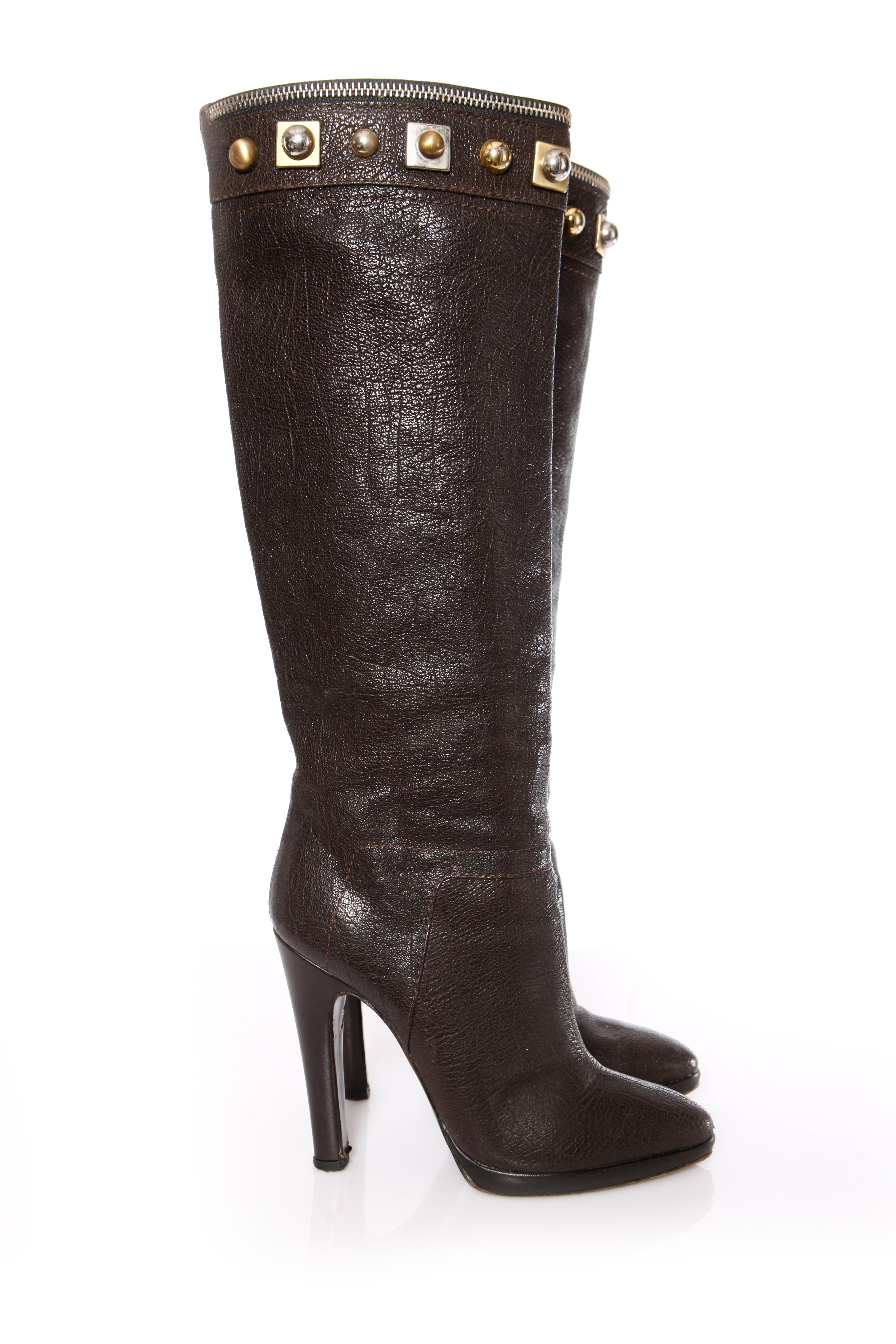 Giuseppe Zanotti, Brown leather boots with studs. In Good Condition For Sale In AMSTERDAM, NL
