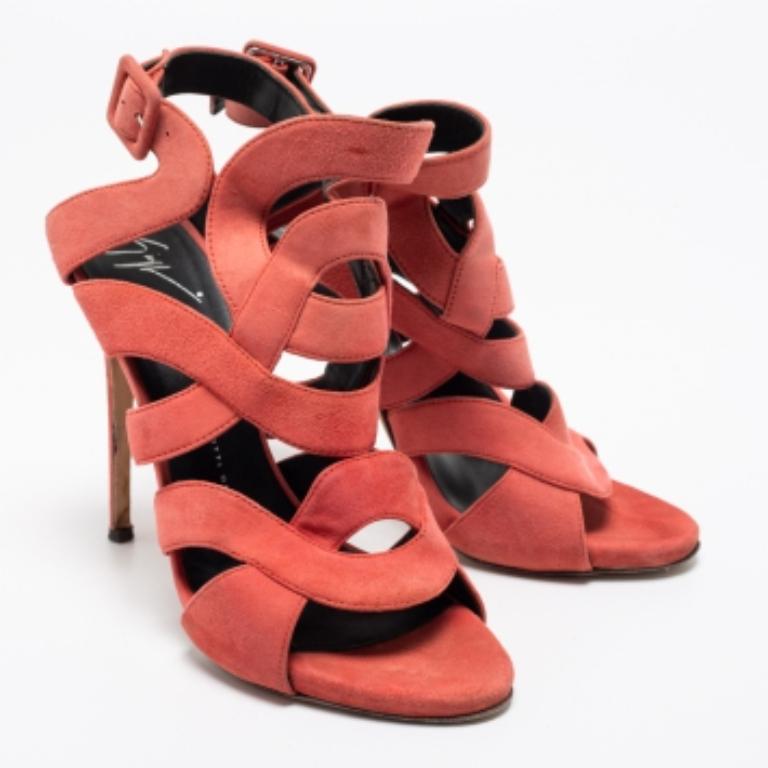 Giuseppe Zanotti Sandalias de ante rosa coral recortadas tamaño 40 en venta 1