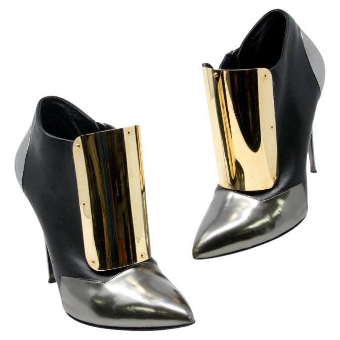 Giuseppe Zanotti Designs Metal Plate Ankle Shielded Booties 9.5 GZ-S0929P-0321 For Sale