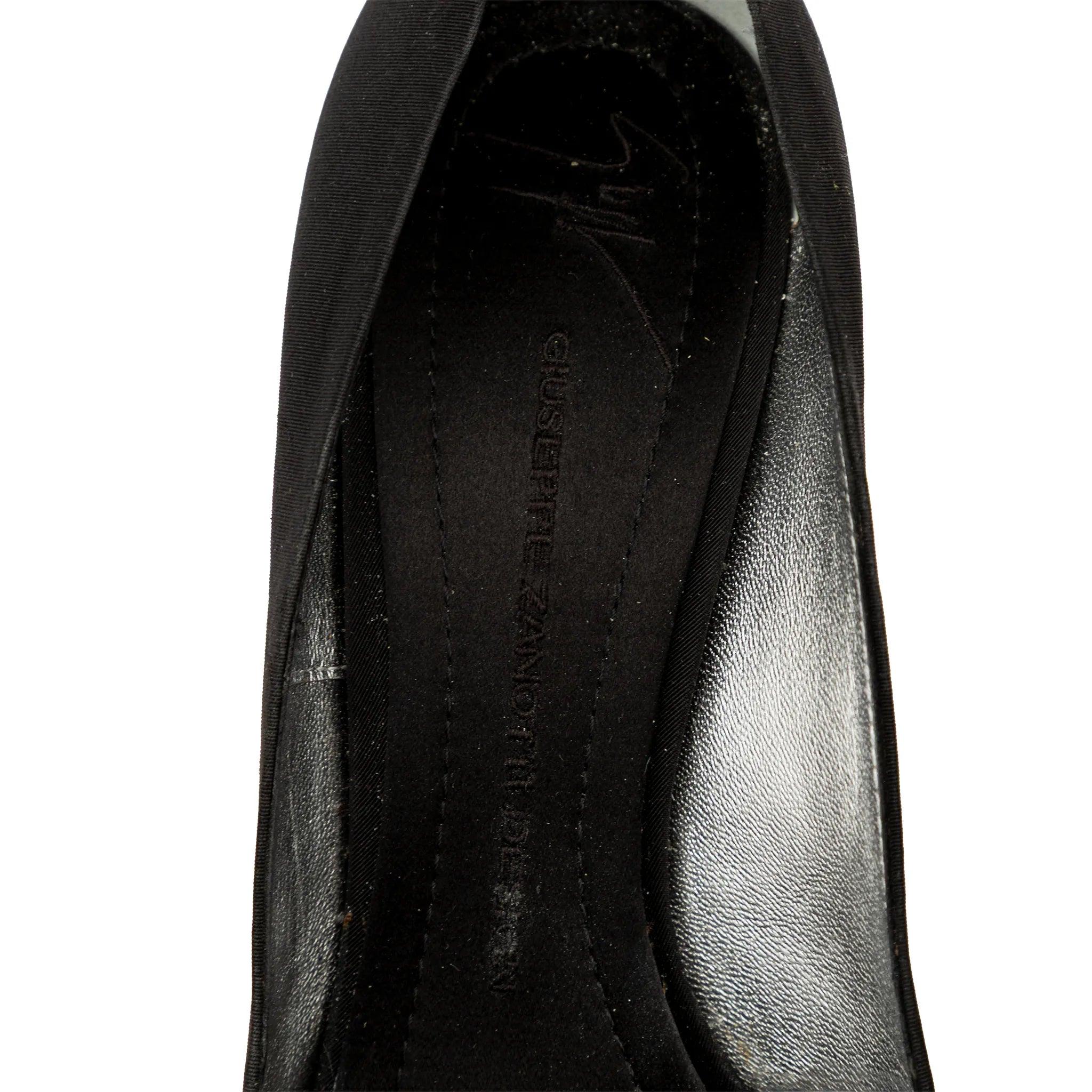 Giuseppe Zanotti Bombas de Satén Embellecedoras - '10s en venta 3