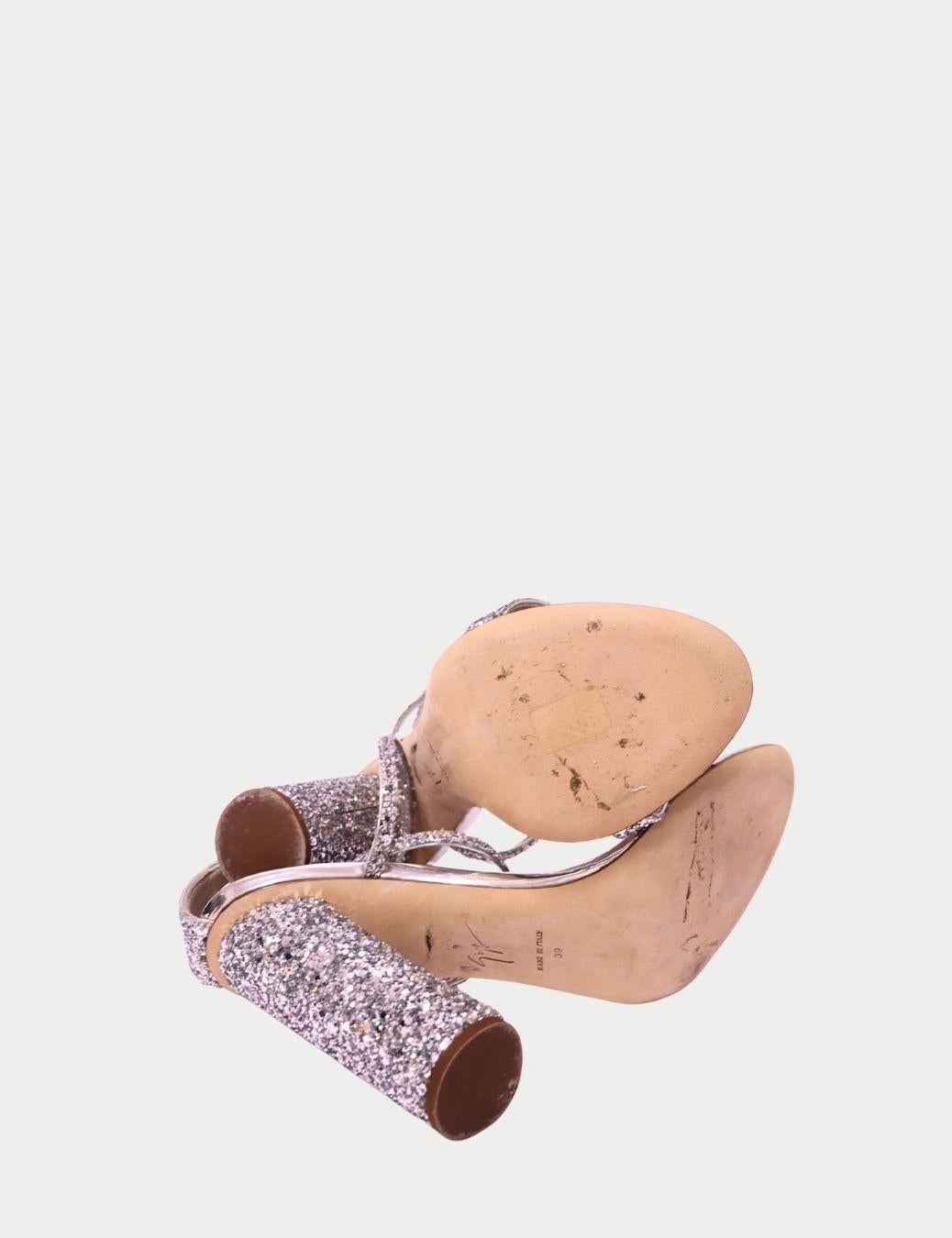 De las mujeres Giuseppe Zanotti - UE 39 en venta