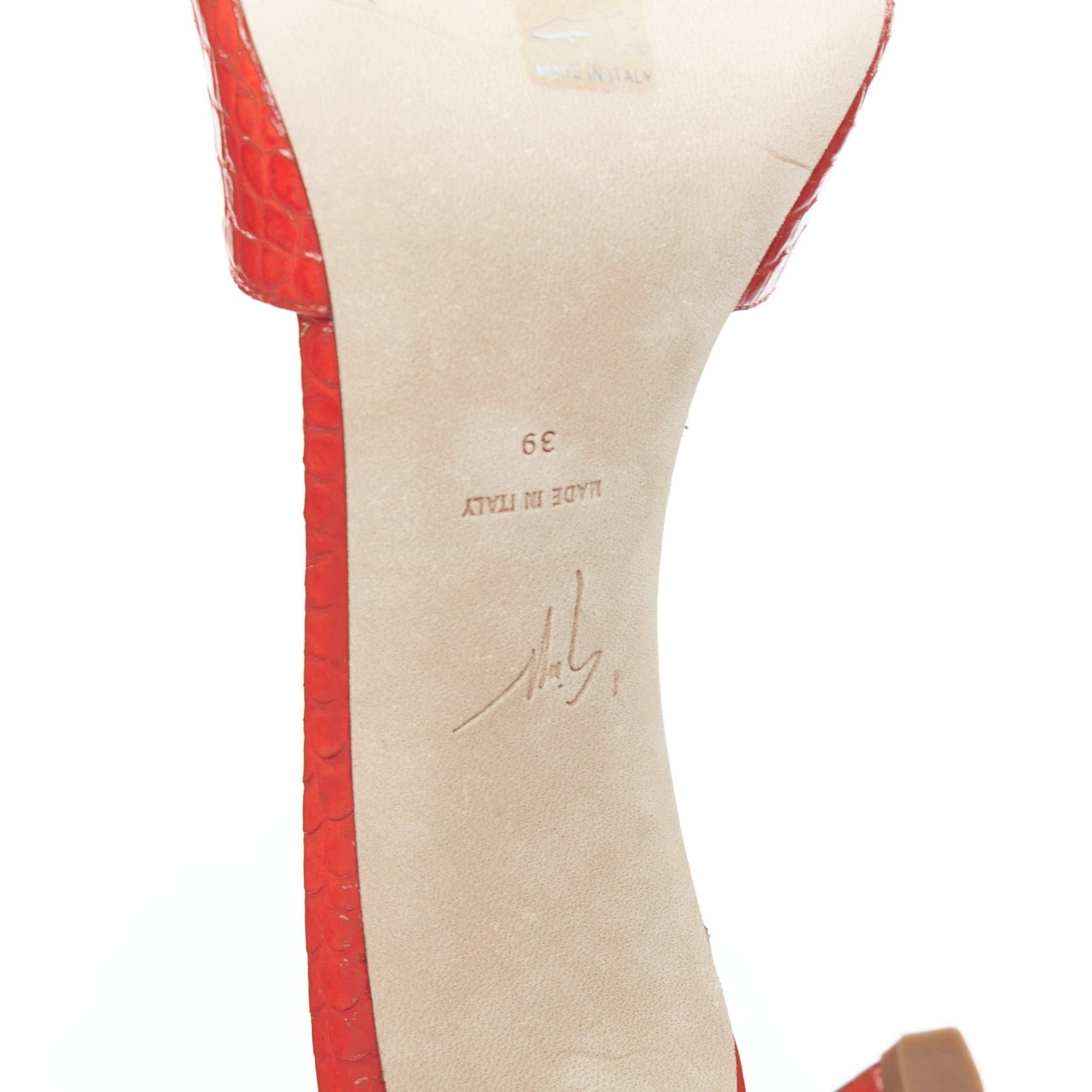 GIUSEPPE ZANOTTI Felicia sandale mule croisée en cuir rouge embossé EU39 en vente 5