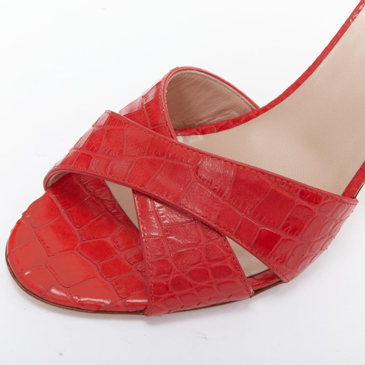 GIUSEPPE ZANOTTI Felicia sandale mule croisée en cuir rouge embossé EU39 en vente 2