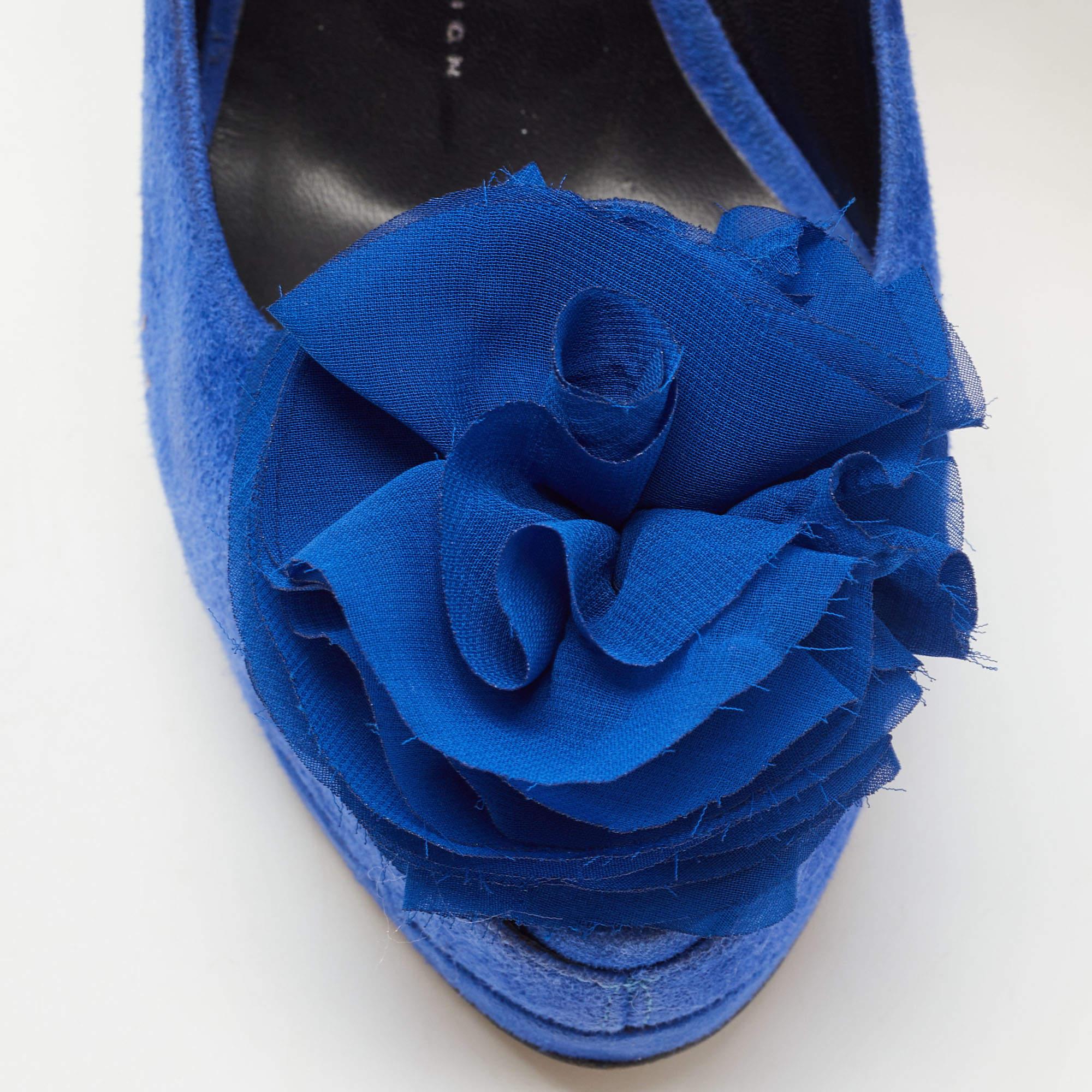 Giuseppe Zanotti Flower Applique Peep Toe Platform Ankle Strap Pumps Size 39 For Sale 2