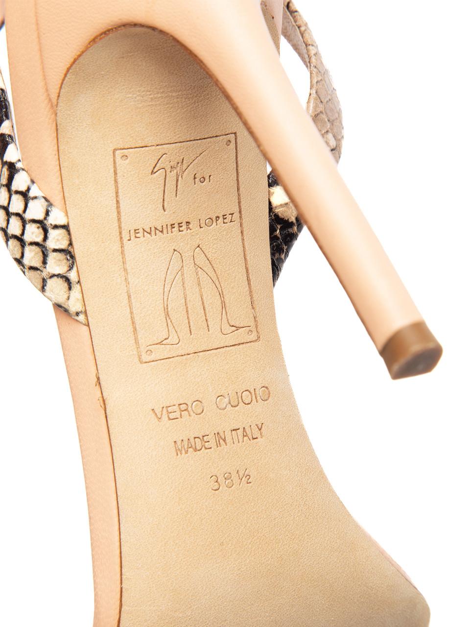 Giuseppe Zanotti for Jenifer Lopez Beige Strappy Gladiator Sandals Size IT 38.5 en vente 4