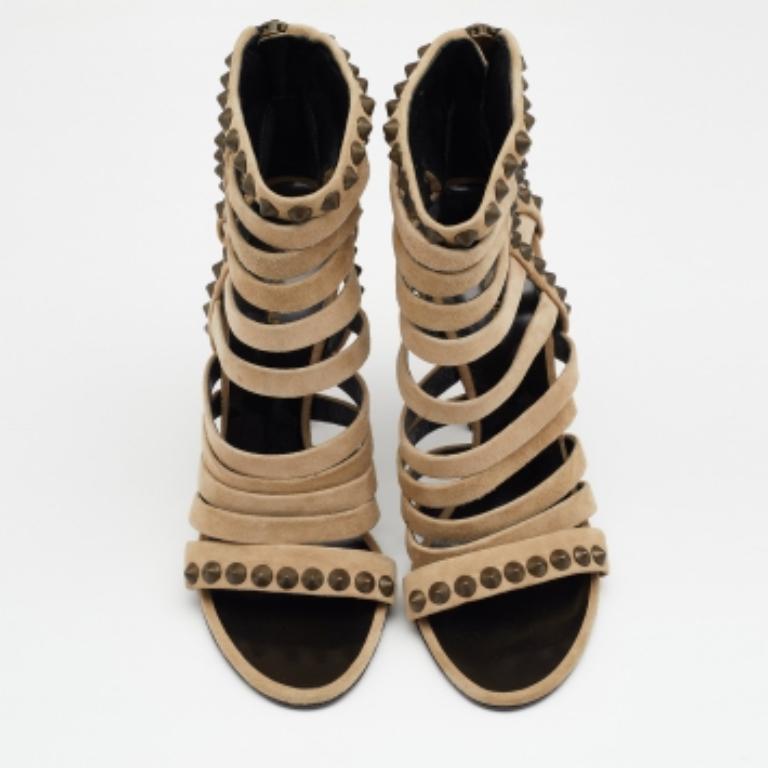 Women's Giuseppe Zanotti For Pierre Balmain Beige Suede Studded Strappy Sandals Size 39 For Sale