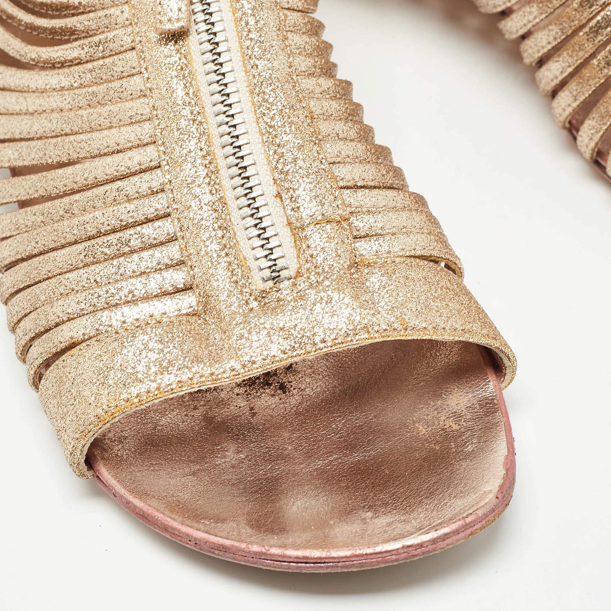 Giuseppe Zanotti Gold Glitter Zipped Caged Flat Sandals Size 36 For Sale 3