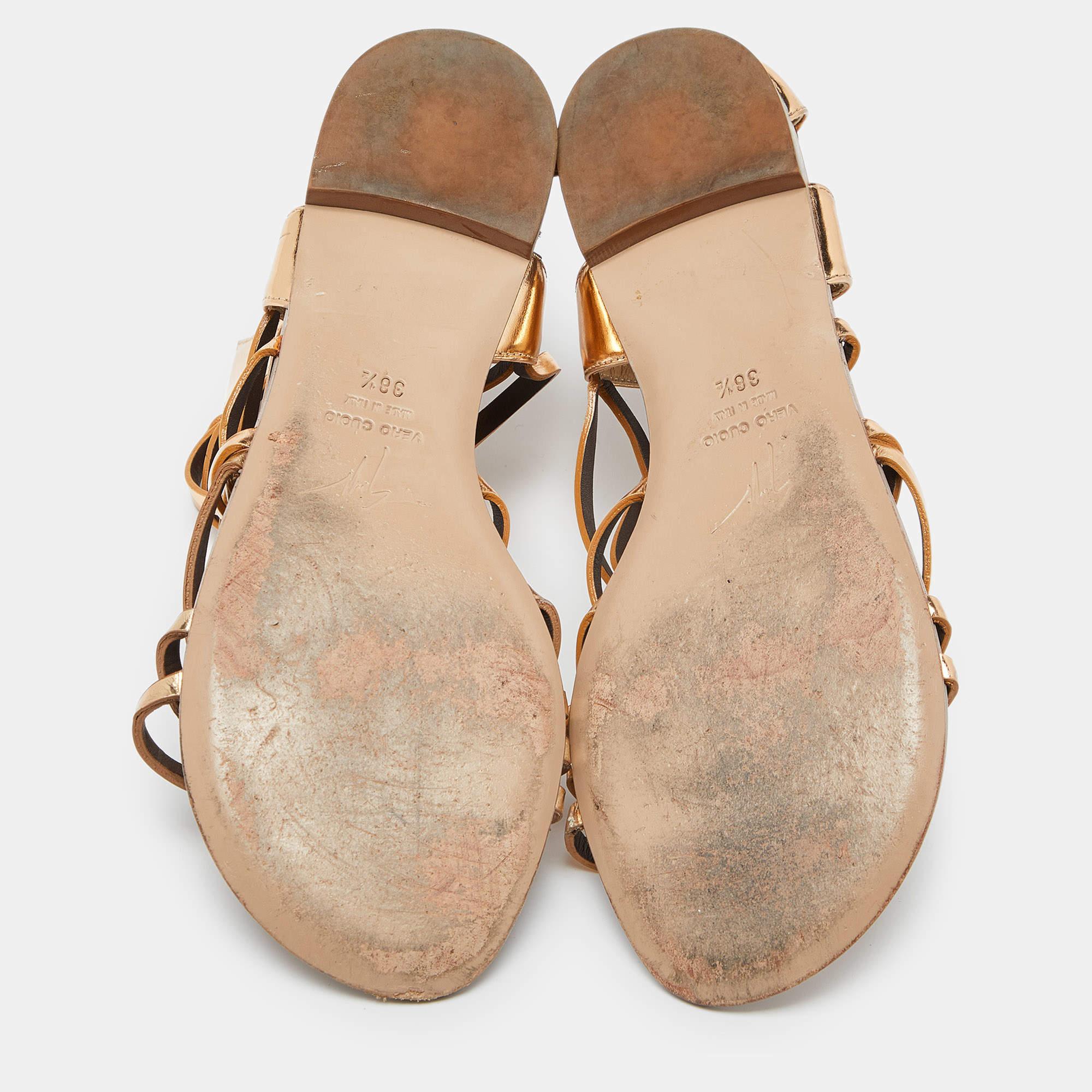 Giuseppe Zanotti Gold Leather Ankle Cuff Flat Sandals Size 38.5 For Sale 2