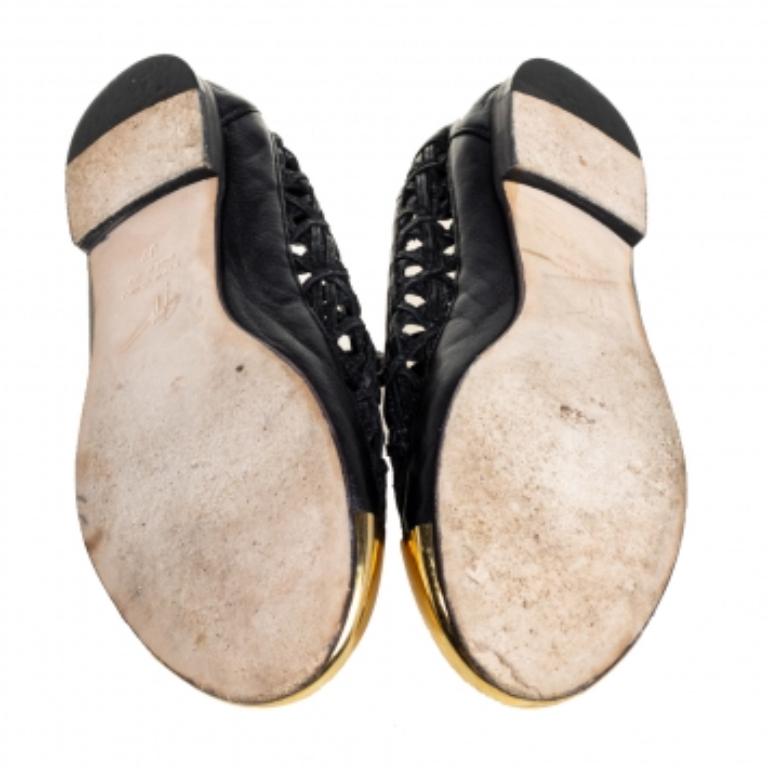 Black Giuseppe Zanotti Gold Leather Cap Toe  Slip On Loafers Size 37 For Sale