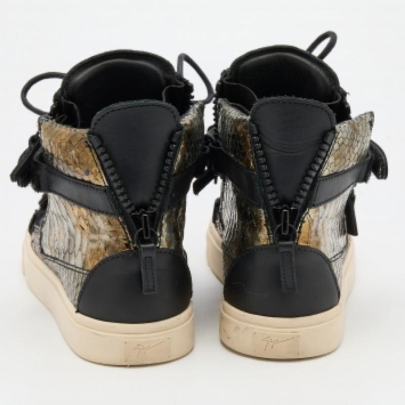 Giuseppe Zanotti - Sneakers alte Coby in pelle goffrata con pitone oro - misura 37 in vendita 2
