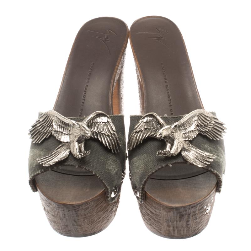 Gray Giuseppe Zanotti Grey Canvas Eagle Embellished Saboot Platform Slides Size 38.5
