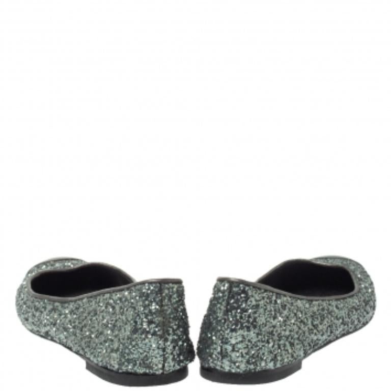 Giuseppe Zanotti Grey Glitter Fabric Cap Toe Ballet Flats Size 35 In Good Condition For Sale In Dubai, Al Qouz 2