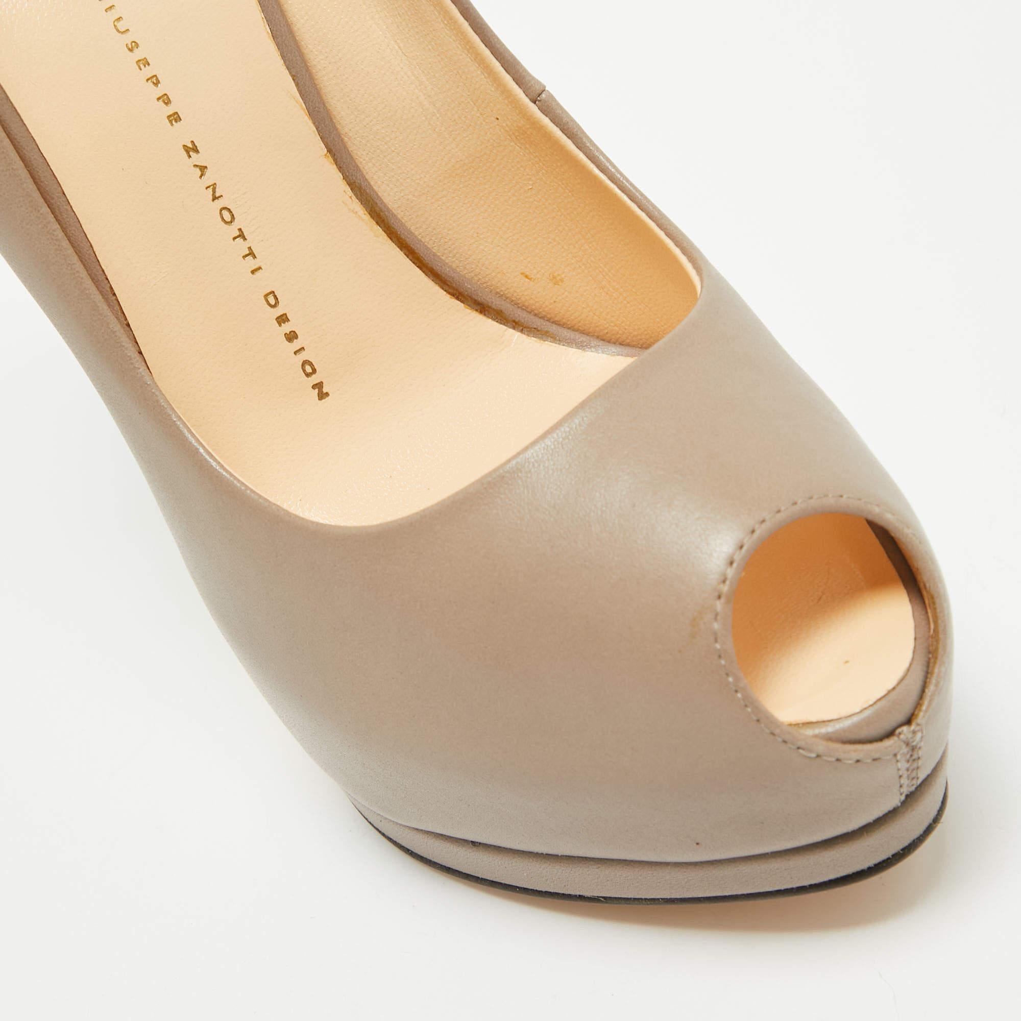 Giuseppe Zanotti Grey Leather Peep Toe Pumps Size 39.5 For Sale 2