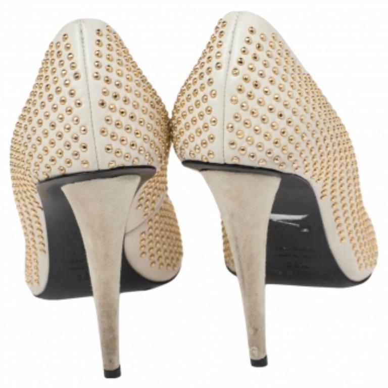 Giuseppe Zanotti Bombas de piel gris con tachuelas adornadas en punta talla 36.5 2
