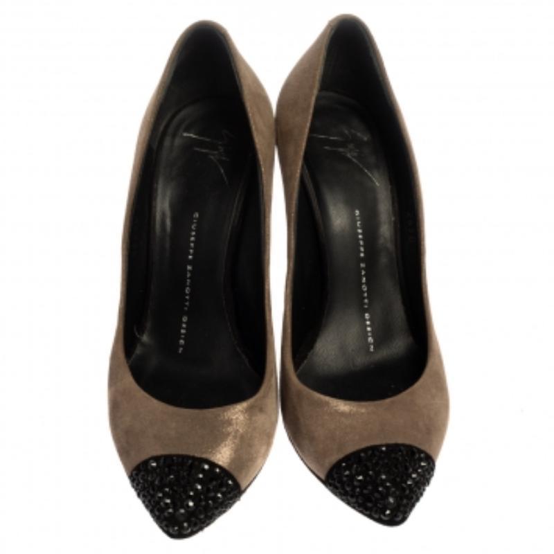 Giuseppe Zanotti Grey Suede Muffa Crystal Embellished Cap Toe Pumps Size 38.5 For Sale 1