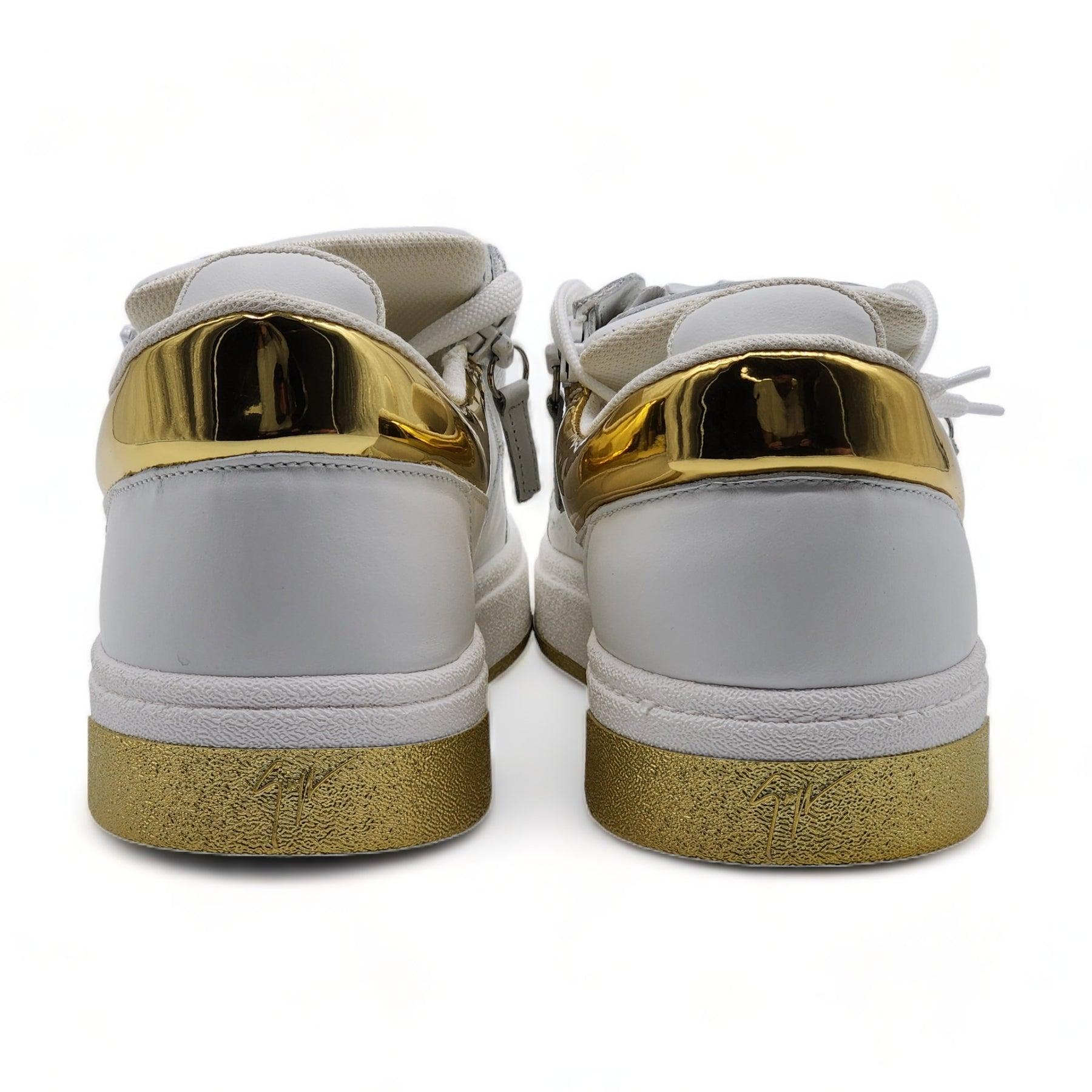 Gray Giuseppe Zanotti Gz94 Leather Sneakers in White For Sale