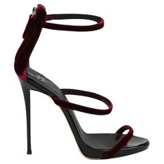 Giuseppe Zanotti Harmony Samt Sandalen EU 38 UK 5 US 8