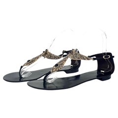 Giuseppe Zanotti „Jewel Embellished Rock 10“ Infradito-Sandalen mit T-Riemen, Größe 38,5