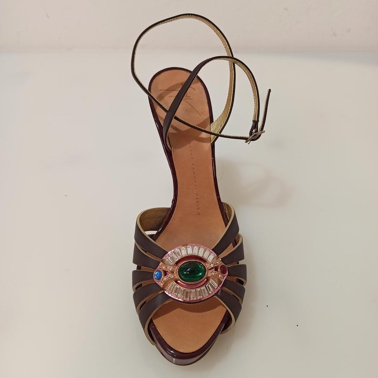 Sandales à Talons Giuseppe Zanotti - Taille 38 - Matière Bois Chir Et Perles - Occasion - Beige/Marron/Multicolore