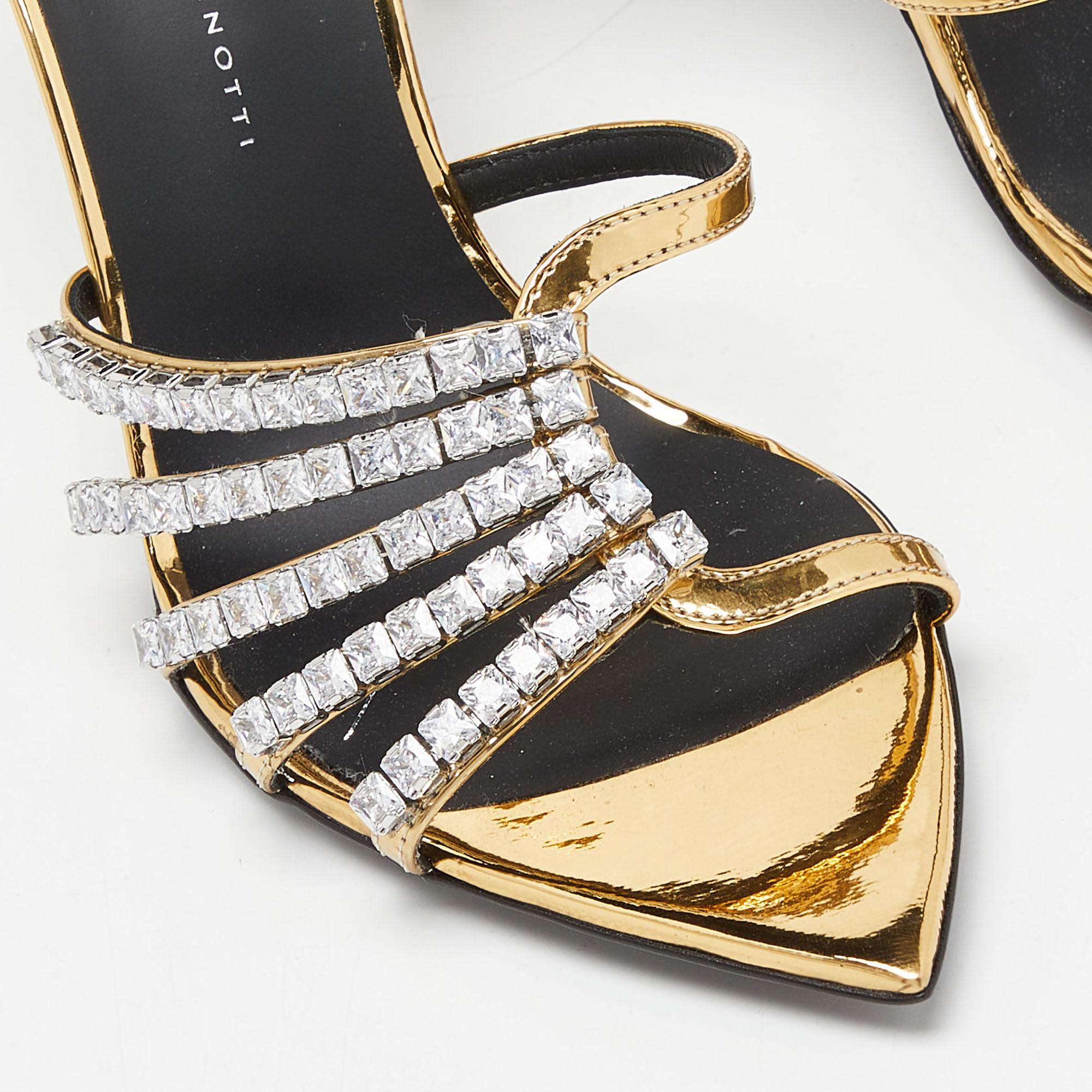 Women's Giuseppe Zanotti Laminated Leather Crystal Embellished Slide Sandals Size 37 For Sale