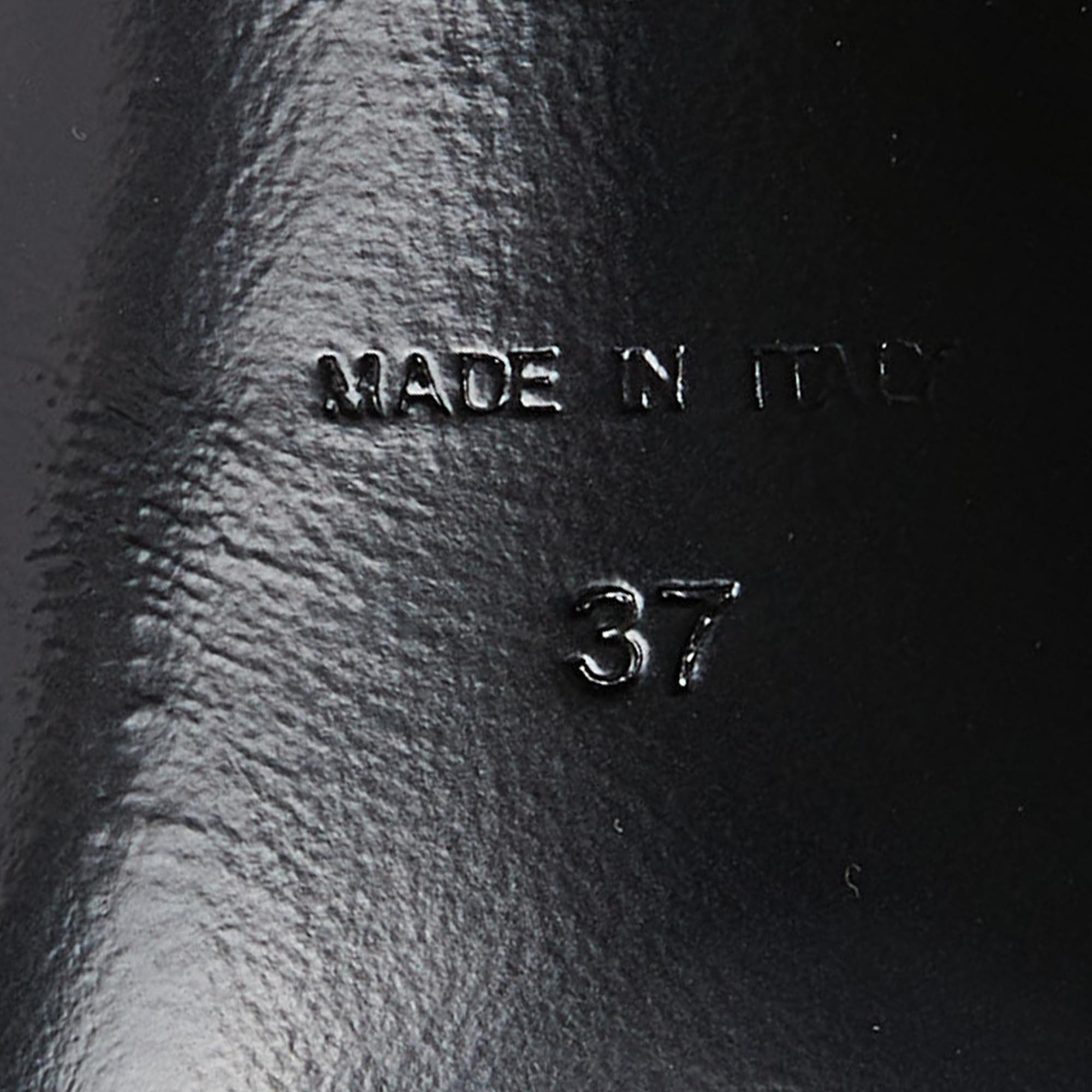 Giuseppe Zanotti Laminated Leather Crystal Embellished Slide Sandalen Größe 37 im Angebot 4