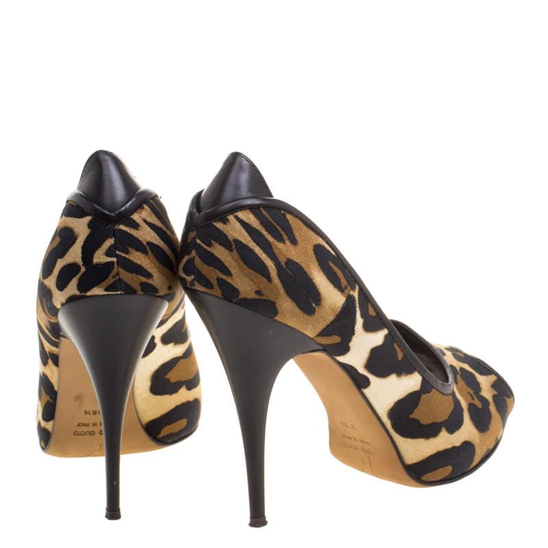 Giuseppe Zanotti Leopard Print Canvas Peep Toe Pumps Size 38.5 For Sale 1