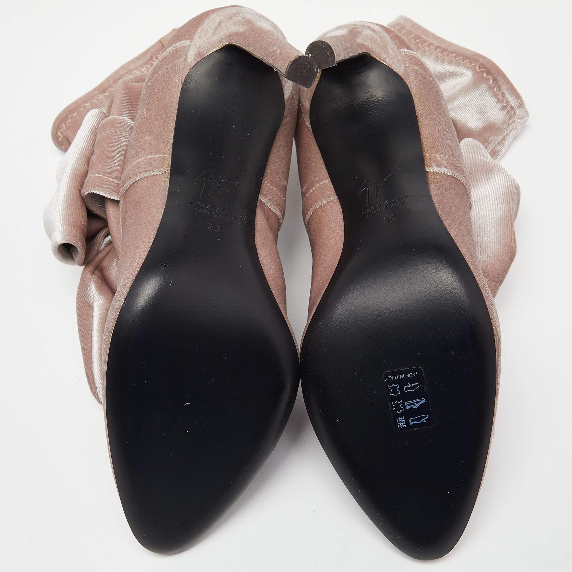 Giuseppe Zanotti Light Pink Velvet Bow Stretch Ankle Booties Size 38 For Sale 2