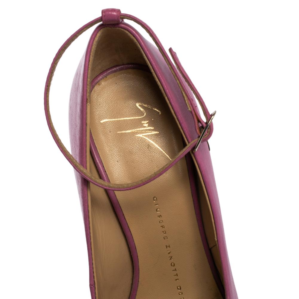 Giuseppe Zanotti Lilac Leather Monro Ankle Strap Peep Toe Platform Pumps Size 36 In Good Condition In Dubai, Al Qouz 2