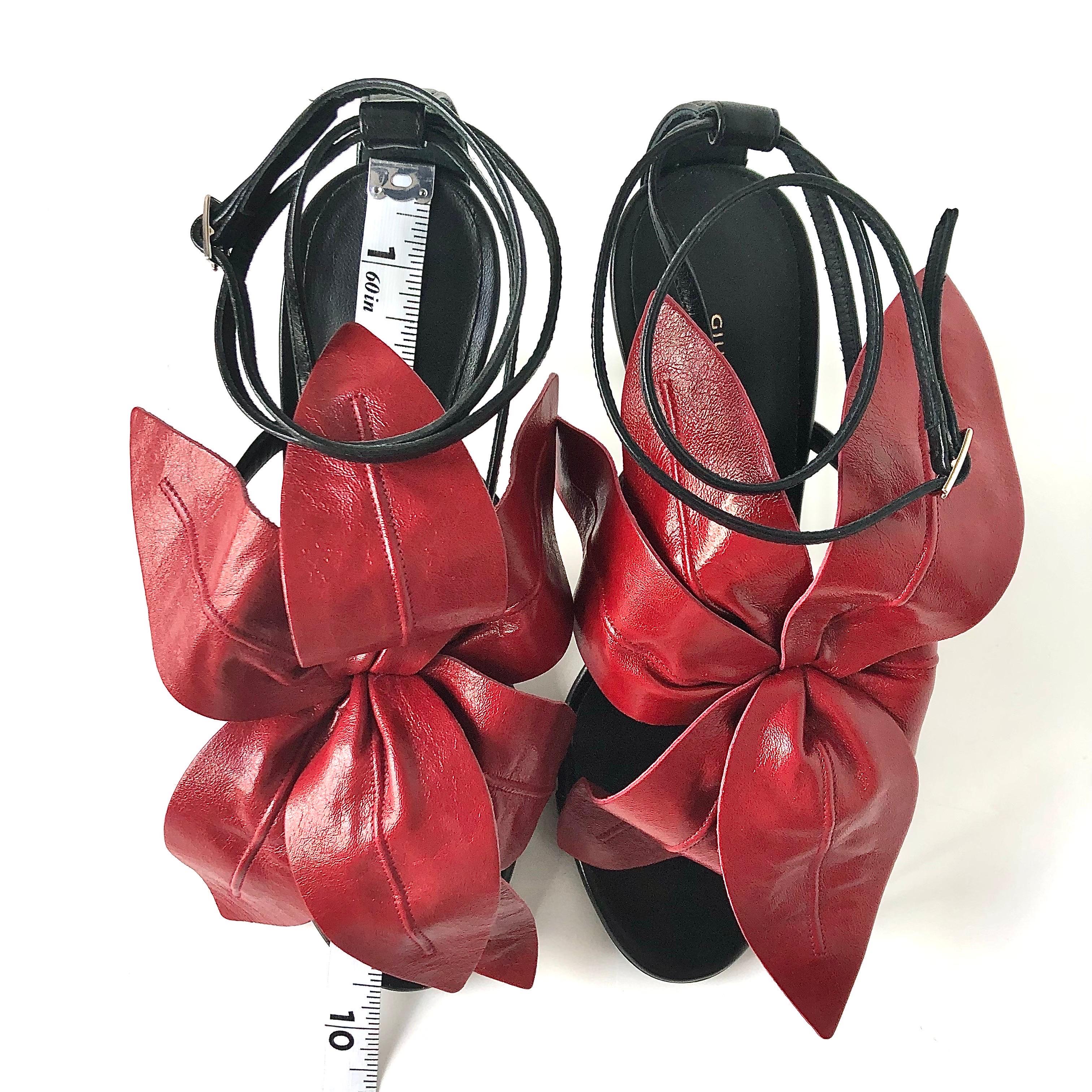 Giuseppe Zanotti Sandalias de tacón alto con adornos florales y tiras 37 en venta 5