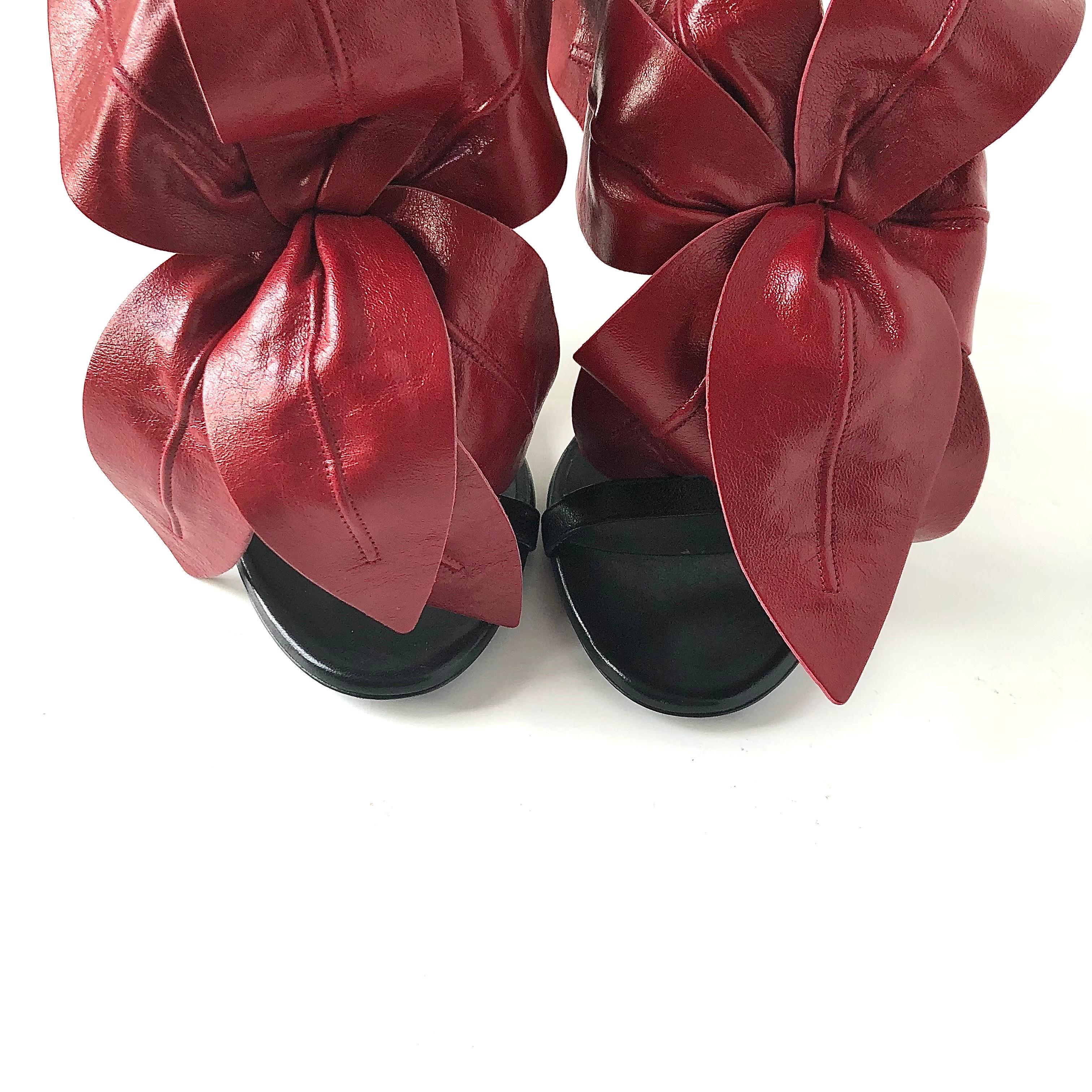 Giuseppe Zanotti Sandalias de tacón alto con adornos florales y tiras 37 en Excelente estado para la venta en Mechanicsville, VA