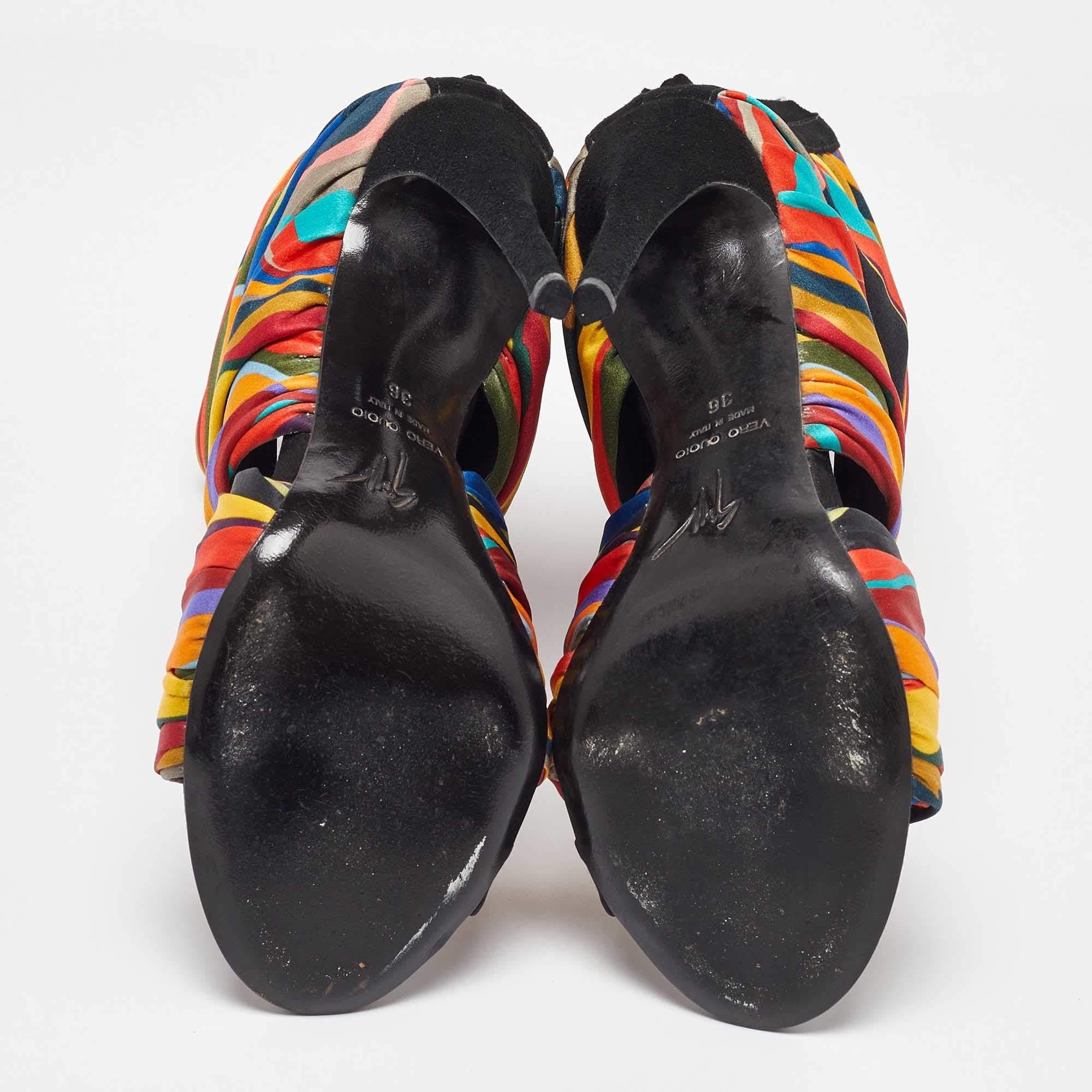Giuseppe Zanotti Sandales à bout ouvert en satin multicolore taille 36 en vente 1