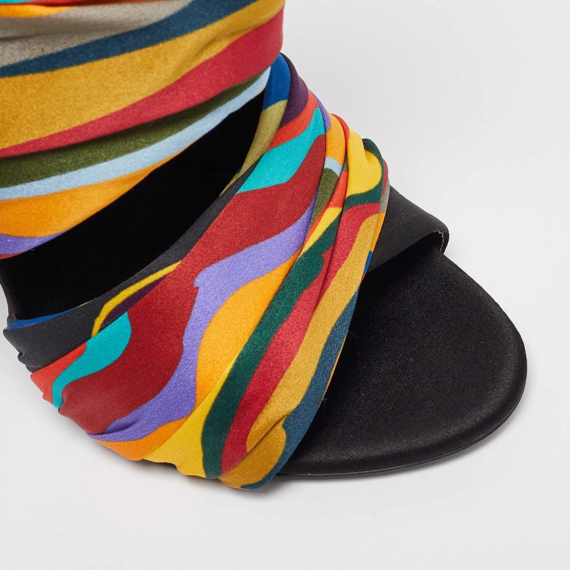 Giuseppe Zanotti Sandales à bout ouvert en satin multicolore taille 36 en vente 2