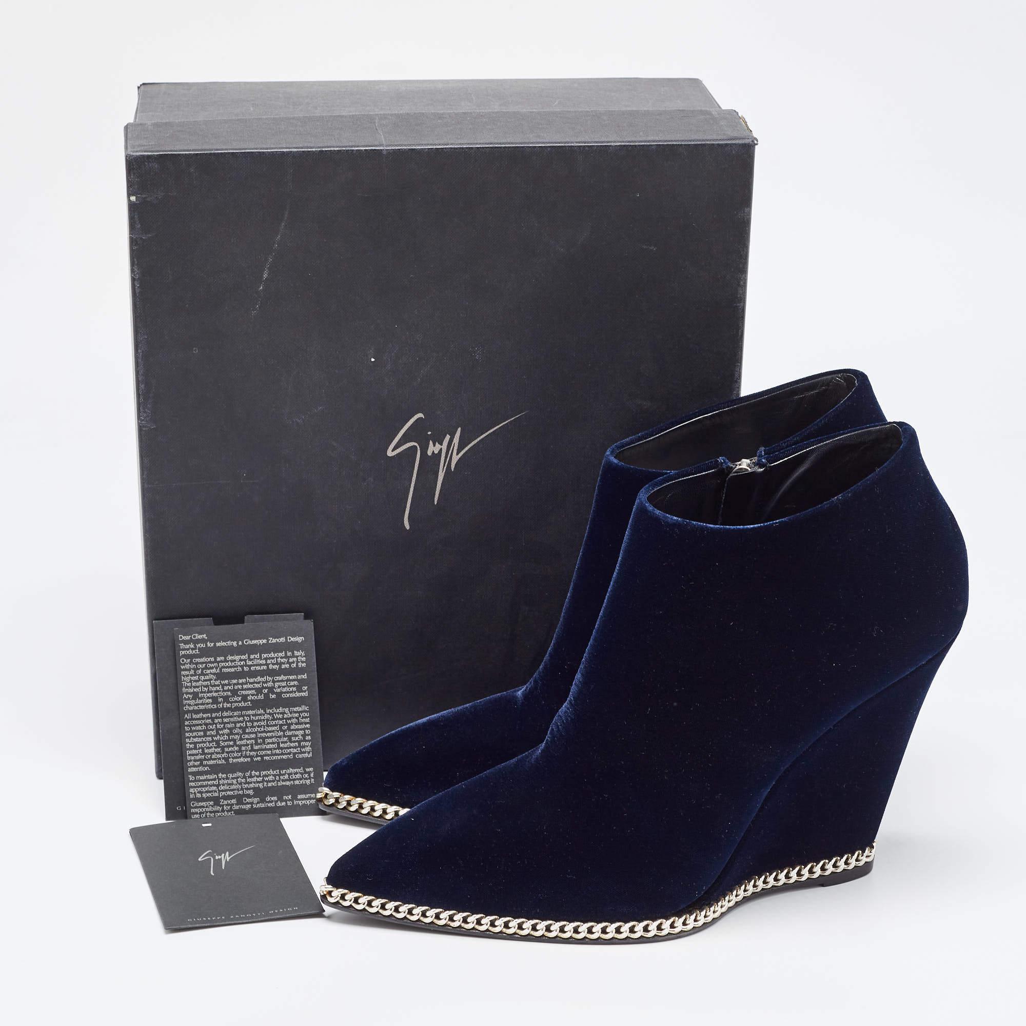 Giuseppe Zanotti Navy Blue Chain Link Ankle Boots Size 41 For Sale 6