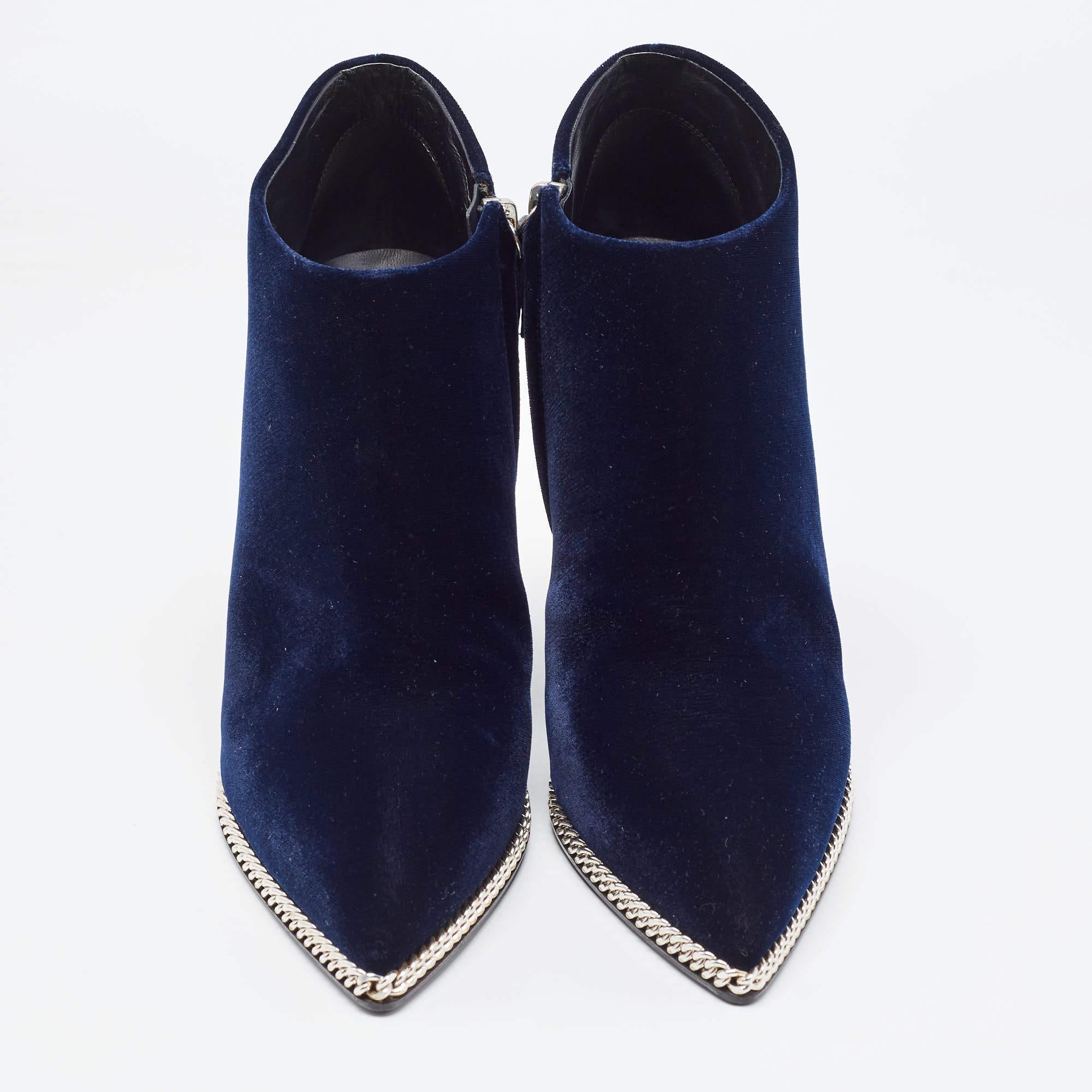 Black Giuseppe Zanotti Navy Blue Chain Link Ankle Boots Size 41 For Sale