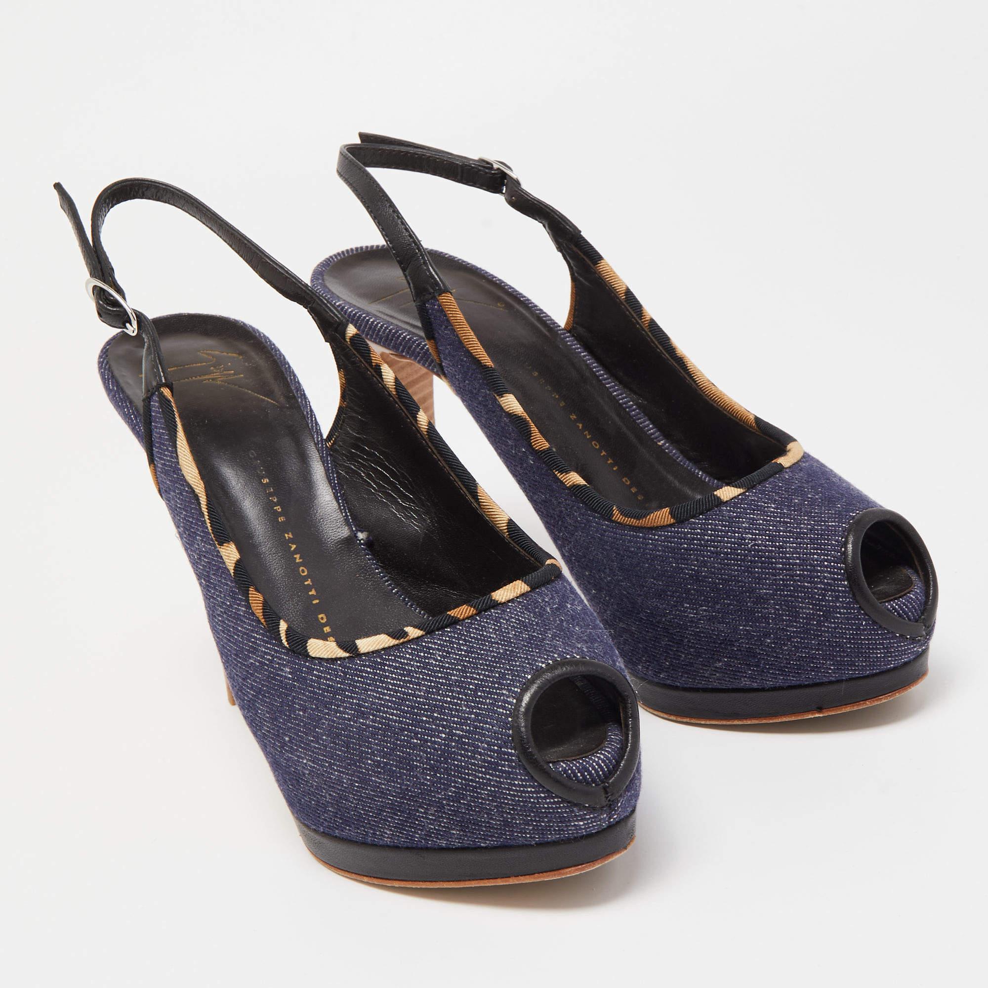 Giuseppe Zanotti, blu navy, Denim, Peep Toe, Platform Slingback Pumps, 37.5 In condizioni buone a Dubai, Al Qouz 2