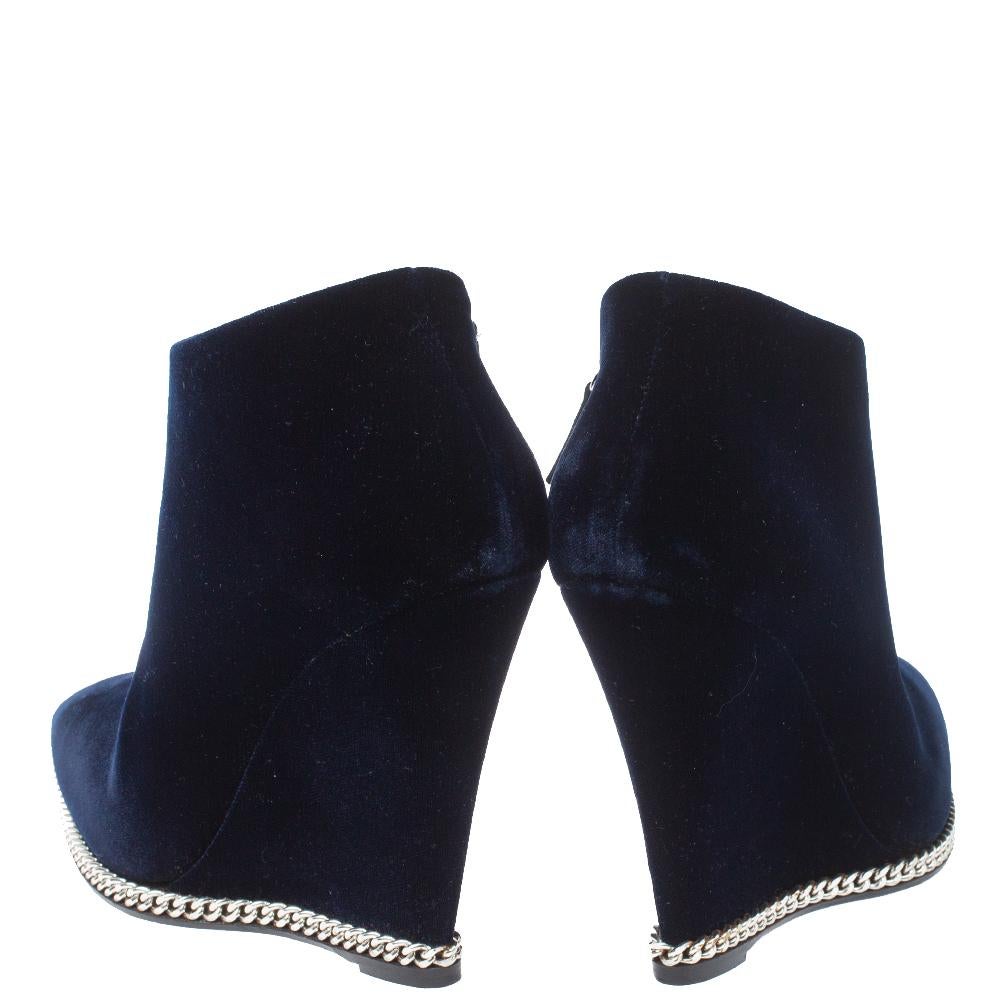 Black Giuseppe Zanotti Navy Blue Velvet Chain Embellished Wedge Ankle Boots Size 41