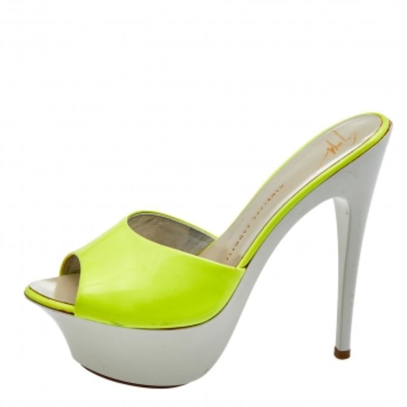 Beige Giuseppe Zanotti Neon Yellow Patent Leather Platform Sandals Size 35 For Sale