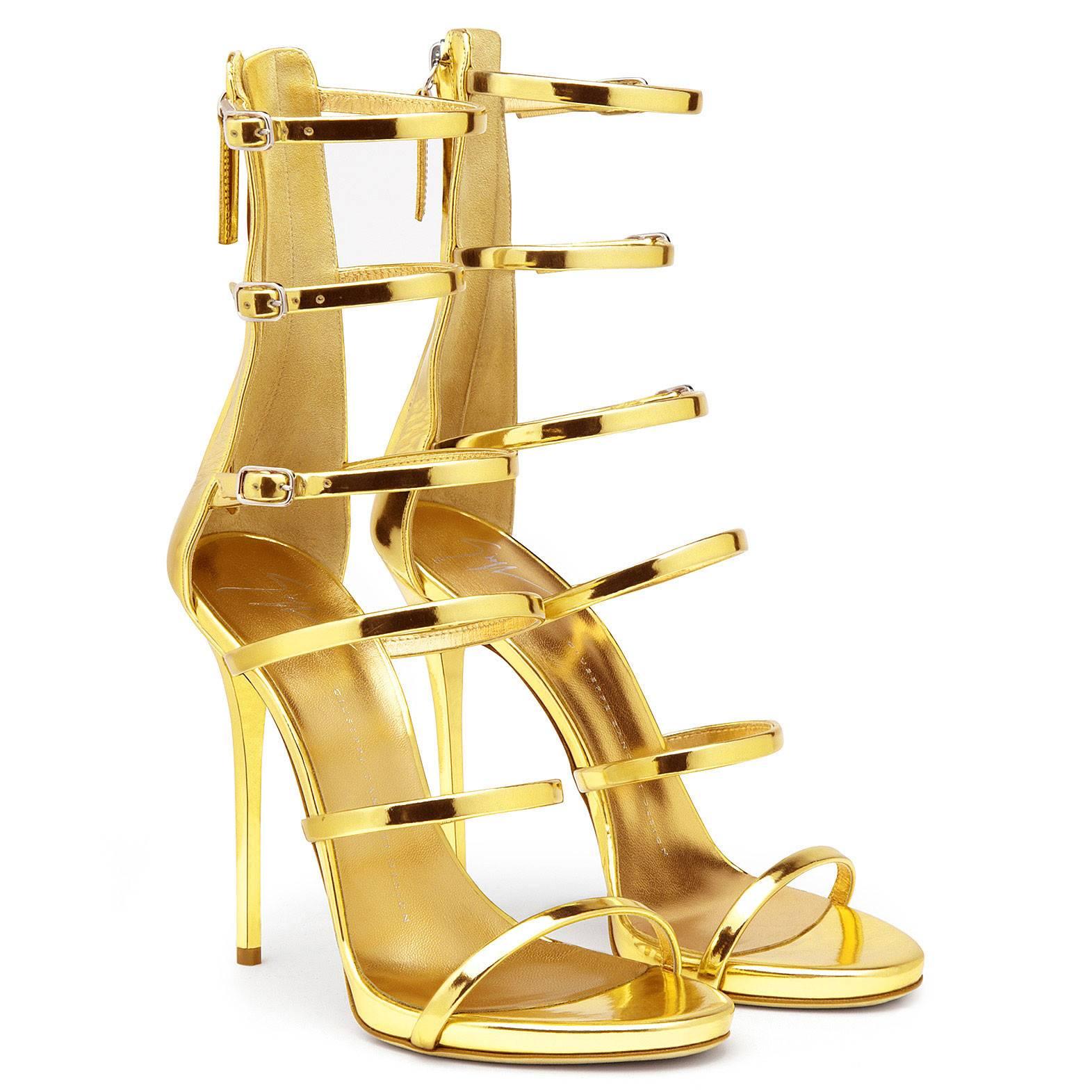Women's Giuseppe Zanotti NEW Gold Patent Evening Low Gladiator Sandals Heels in Box