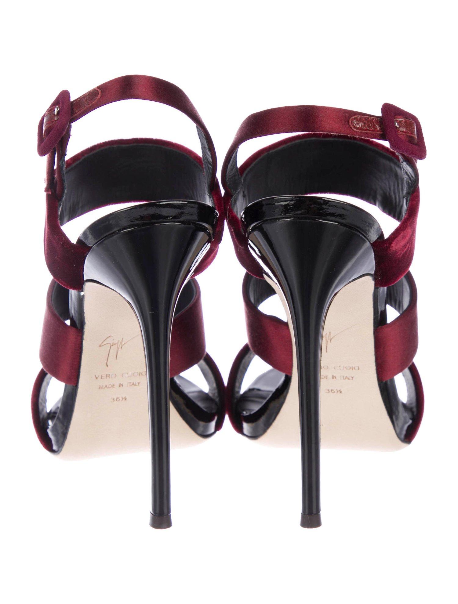 Women's Giuseppe Zanotti NEW Velvet Burgundy Evening Sandals Heels in Box