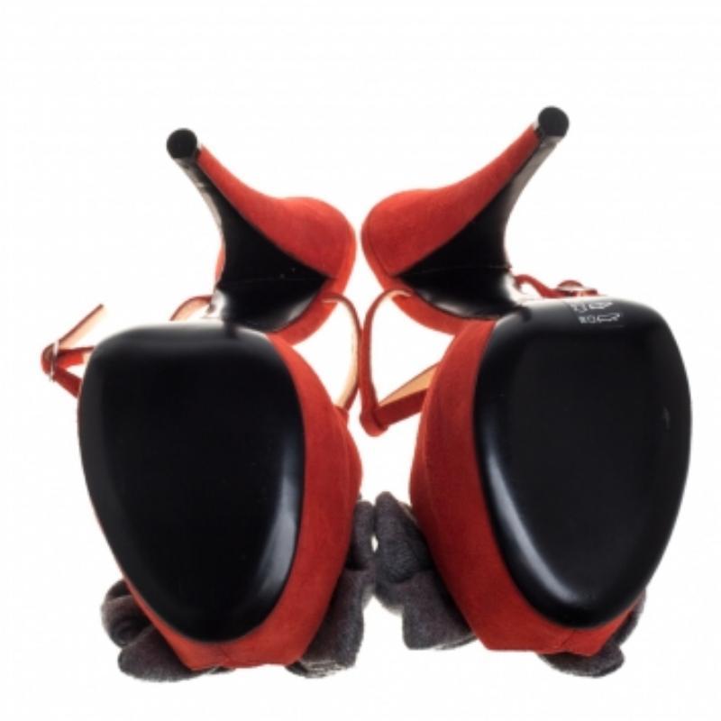 Giuseppe Zanotti Orange Suede Bow Platform Sandals Size 38.5 In Excellent Condition For Sale In Dubai, Al Qouz 2
