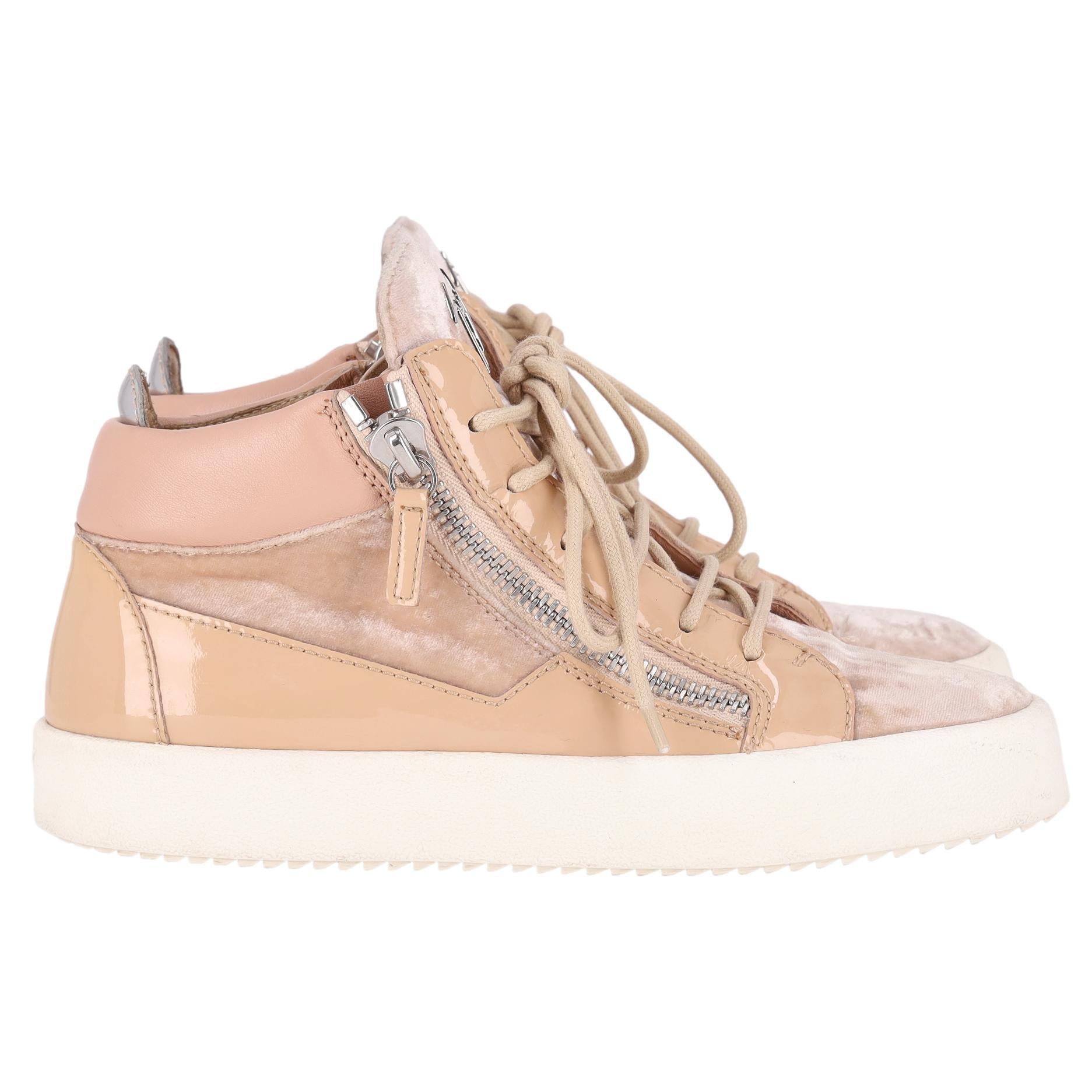 Beige Giuseppe Zanotti - Scarpe da ginnastica alte in vernice e velluto in vendita