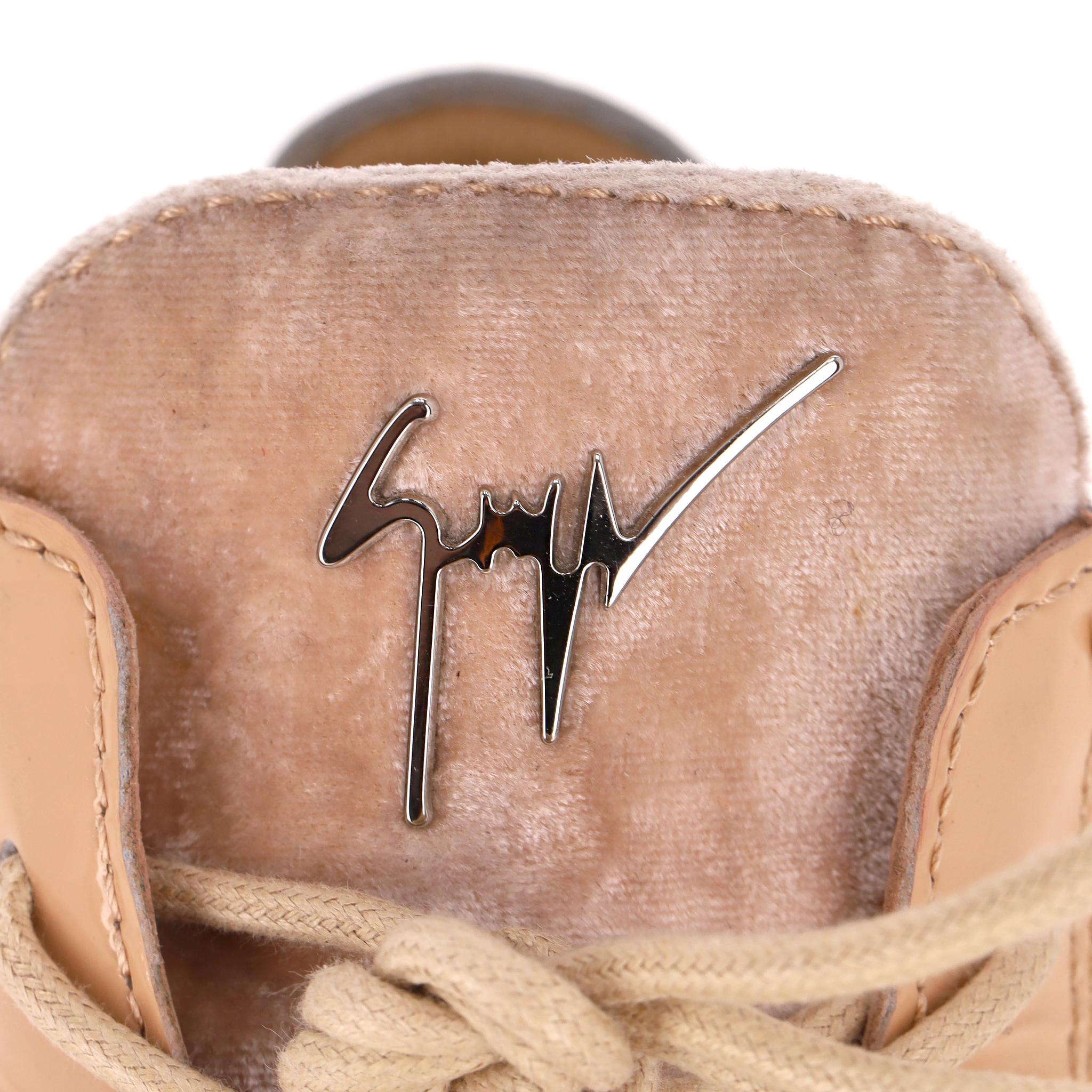 Giuseppe Zanotti - Scarpe da ginnastica alte in vernice e velluto in vendita 1