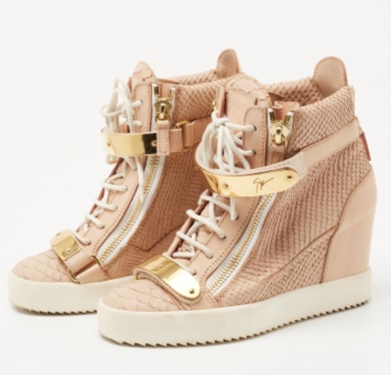 Giuseppe Zanotti - Scarpe da ginnastica con zeppa Coby in pelle goffrata pitone rosa pesca - misura 38 in vendita 3