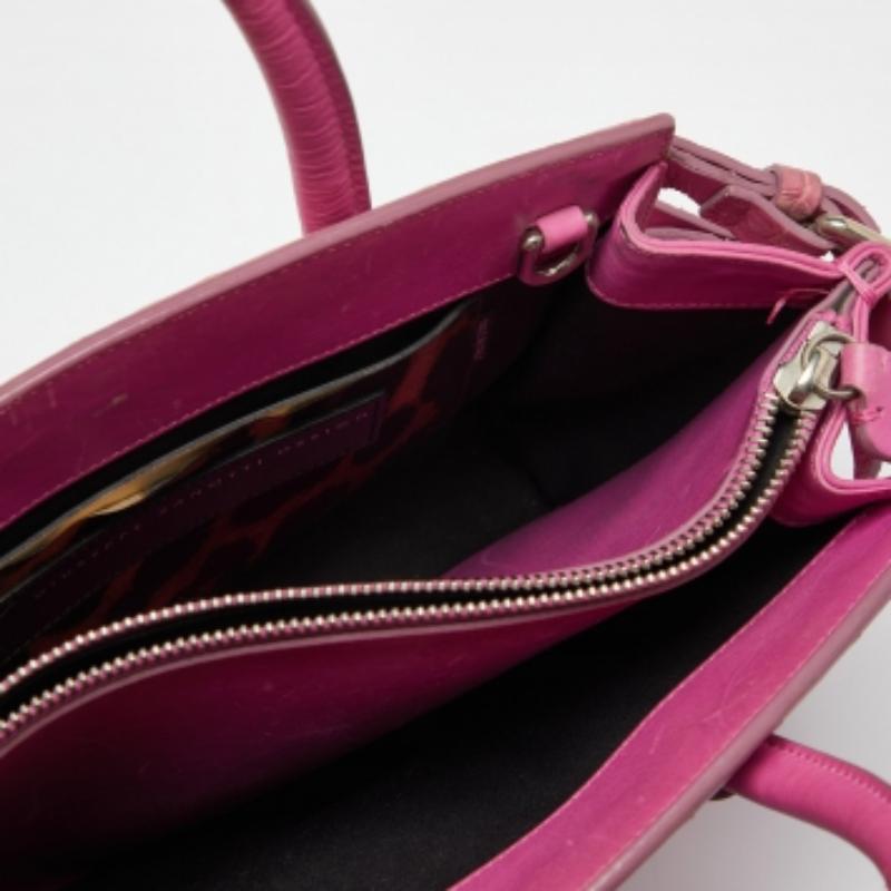 Rose Giuseppe Zanotti Fourre-tout G17 en cuir gaufré rose en vente