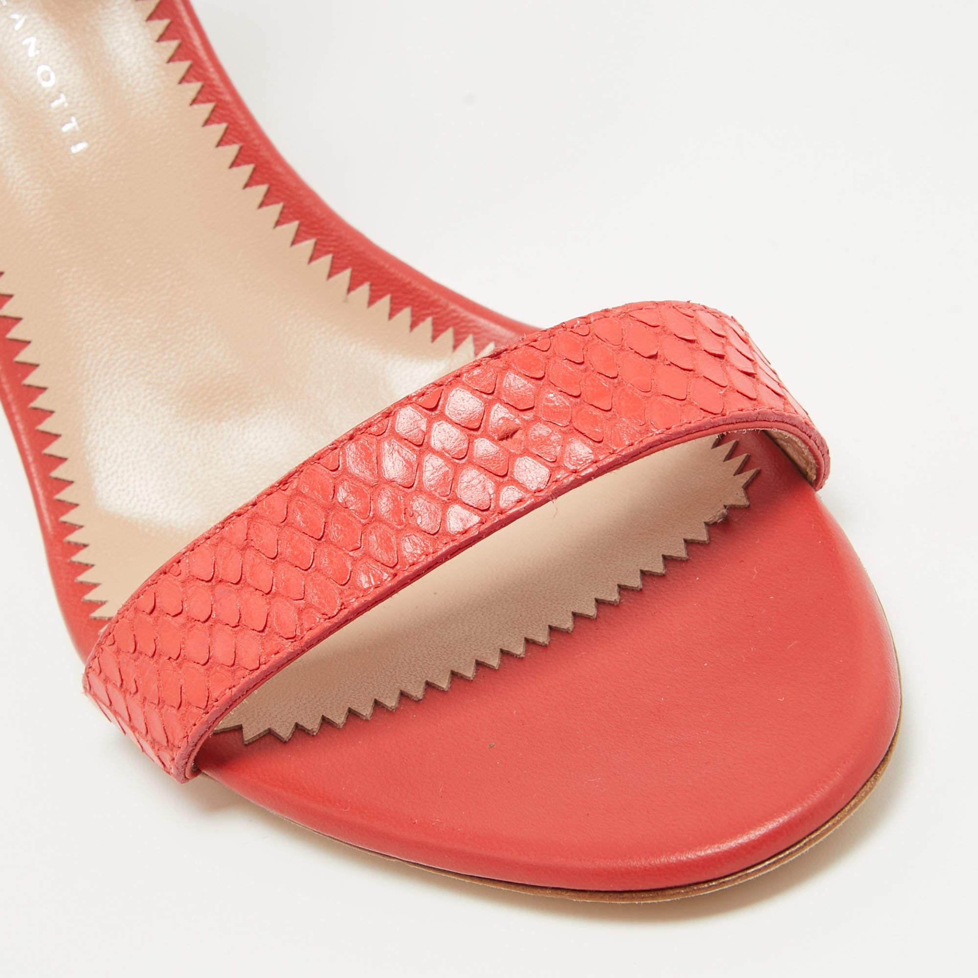 Women's Giuseppe Zanotti Pink Embossed Snakeskin Neyla Sandals Size 38.5 For Sale