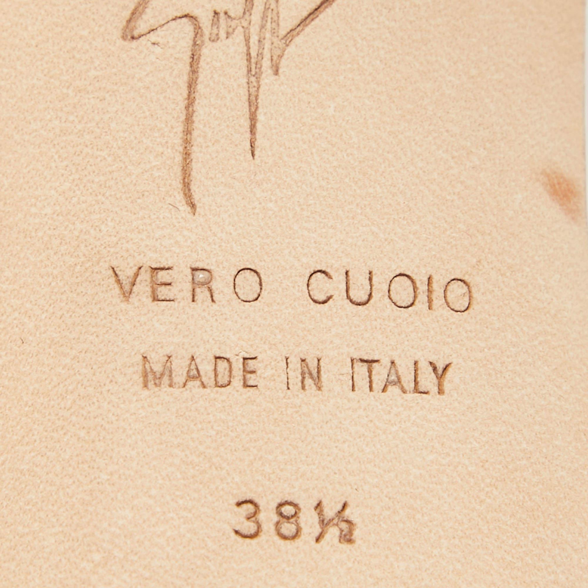 Giuseppe Zanotti Rosa geprägte Neyla-Sandalen aus Schlangenhaut mit Prägung Größe 38,5 im Angebot 3