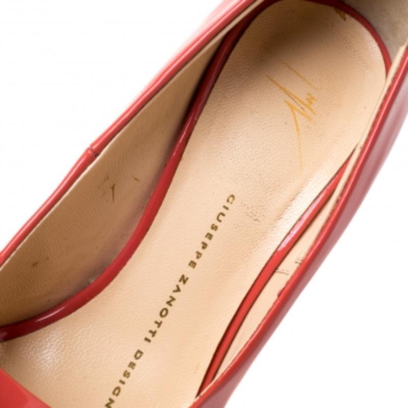 Giuseppe Zanotti Pink Patent Leather Ankle Strap Platform Wedge Pumps Size 36 In Good Condition For Sale In Dubai, Al Qouz 2