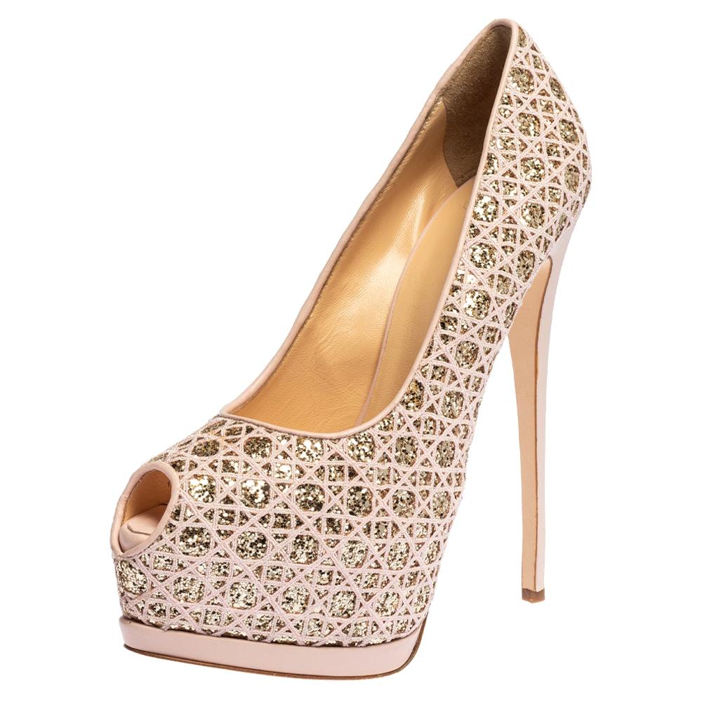 open toe platform pumps