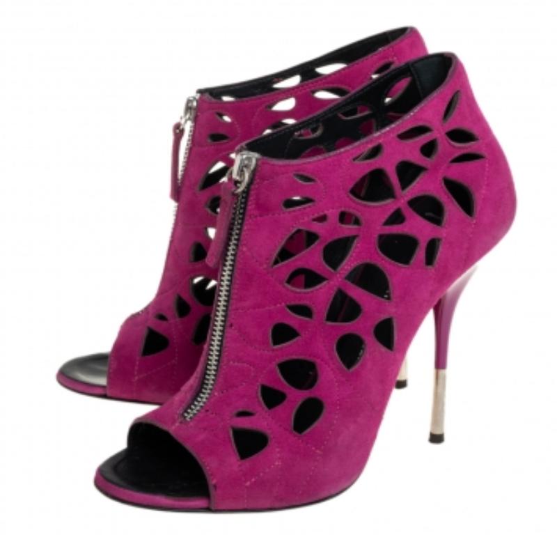 Giuseppe Zanotti  Pink Suede Cutout Zipper Booties Size 37.5 For Sale 3