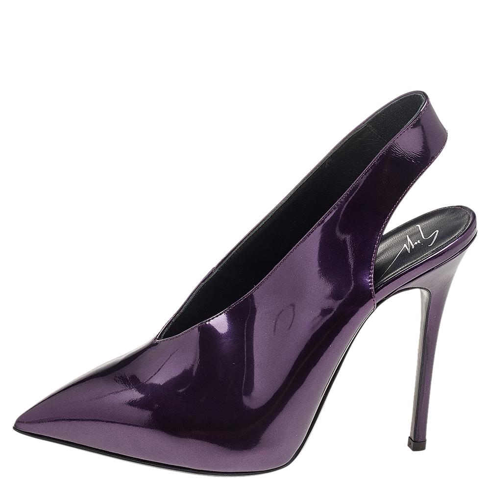 Giuseppe Zanotti Purple Patent Leather Slingback Sandals Size 38 In New Condition In Dubai, Al Qouz 2